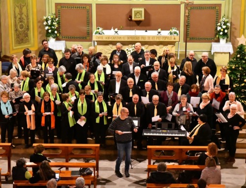 L’11a Trobada de Corals del Lluçanès reuneix més de 150 persones a Olost