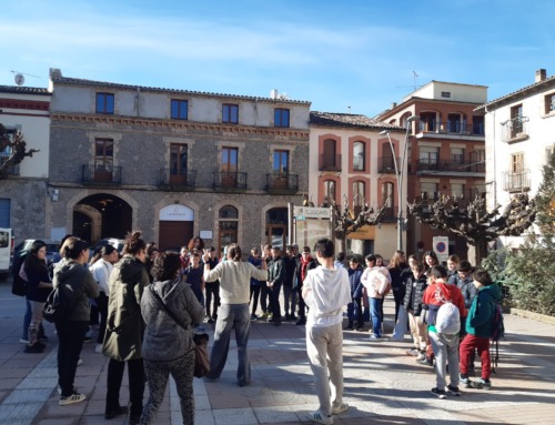 Les cooperatives escolars del Lluçanès visiten La Rosada per conèixer un model real d’economia social